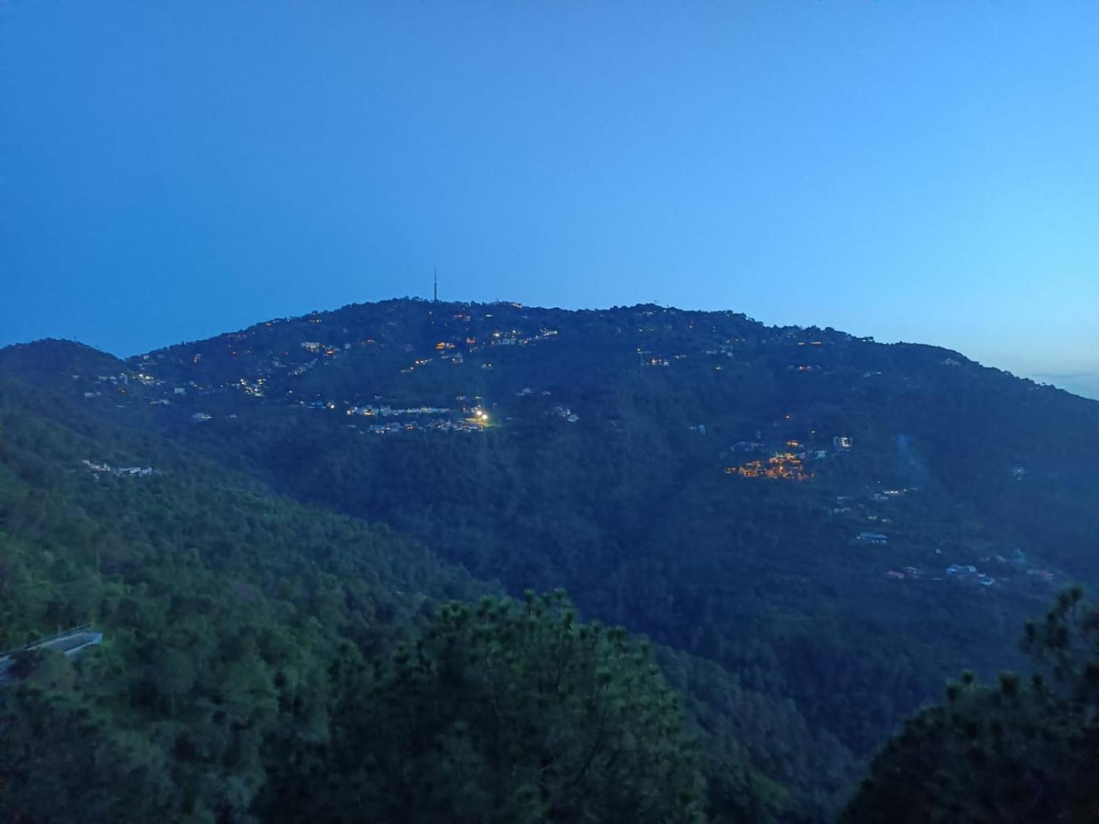 The Heritage Home Kasauli I Pine View Serviced Villa I Best Seller I Vacations I Family Events I Sky Bonfire I Kasauli By Exotic Stays Bagian luar foto